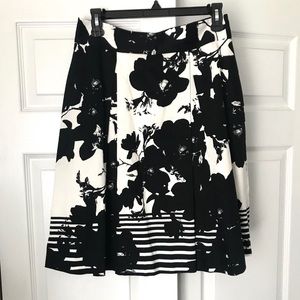 3/$20 ⚡️Dressy Floral Midi Skirt⚡️